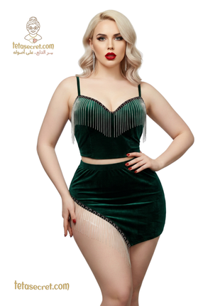 Lavania lingerie 120 سواريه set featuring delicate lace details and elegant design, perfect for special occasions.