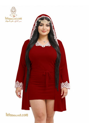 Elegant beige baby doll lingerie and robe by التوامان, featuring delicate lace details and soft fabric.